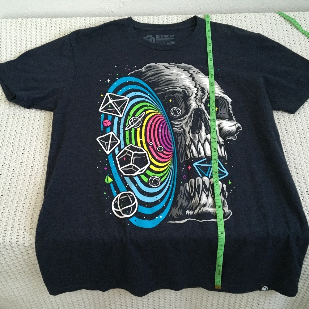 INTO THE AM DEATH PORTAL MENS GRAPHIC TEE-CREWNECK, SIZE LARGE